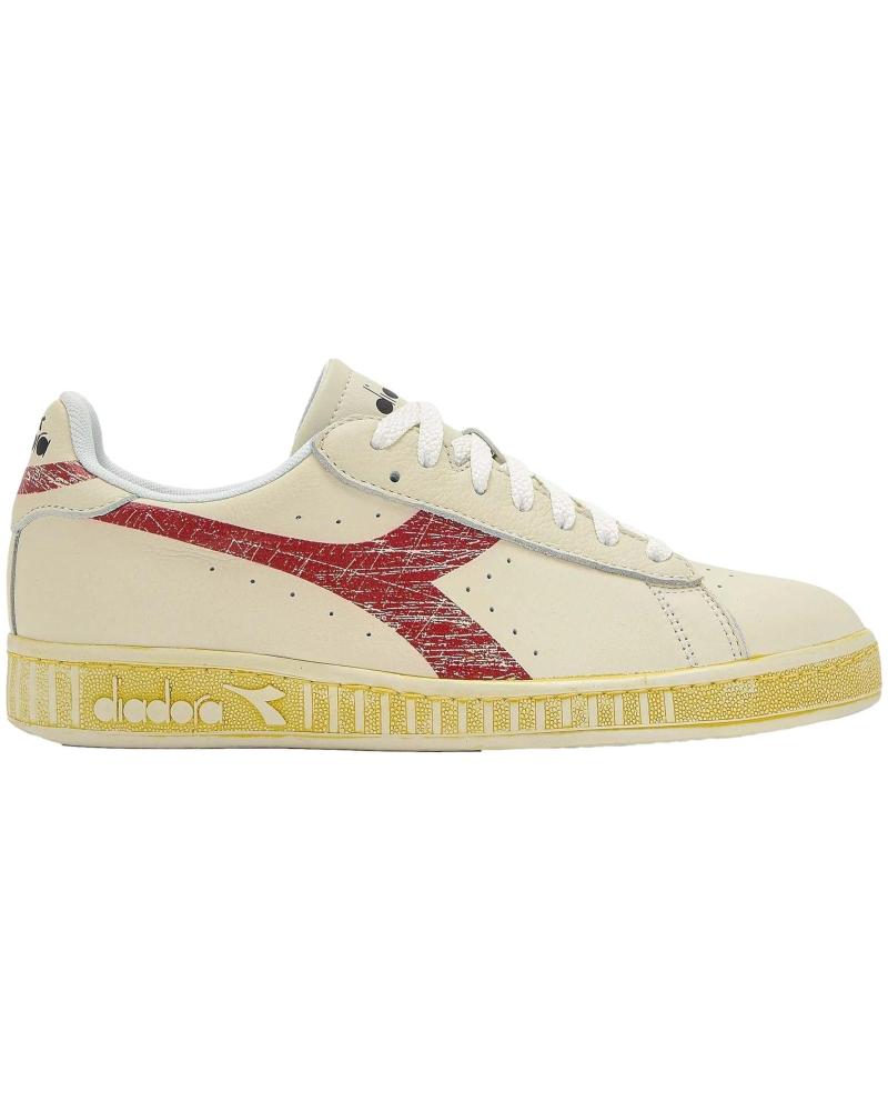 Scarpe sport DIADORA per Uomo ZAPATILLAS GAME L LOW RETRO WHITE-RED PEPPER Scarpe sport DIADORA per Uomo ZAPATILLAS GAME L LOW RETRO WHITE-RED PEPPER