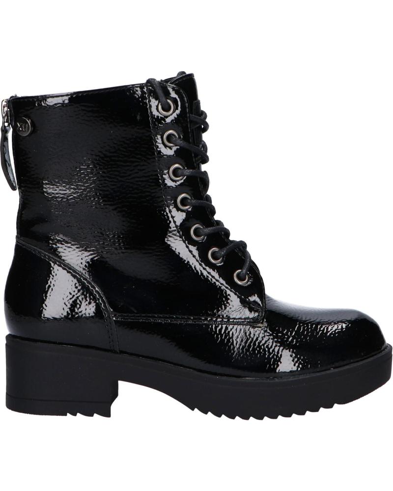 Woman and girl boots XTI 57381 CHAROL NEGRO