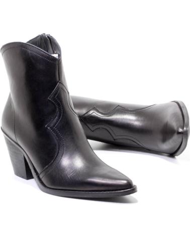 Botines de Mujer  BOTIN CAMPERO MUJER CERVINO FOOS FOOS MODELO CERVINO 01 NEGRO