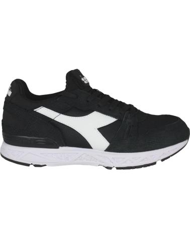 Scarpe sport DIADORA  per Uomo TITAN REBORN CHROMIA 80013  NEGRO