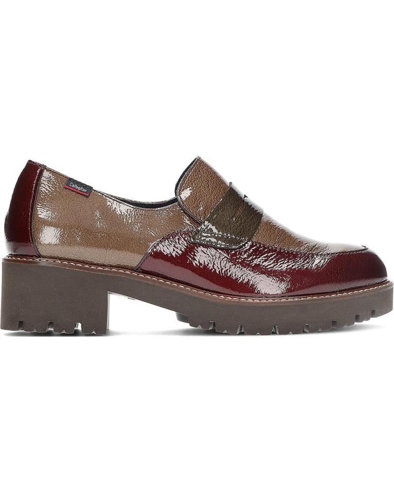 Mocassins CALLAGHAN  pour Femme ZAPATO MOCASIN DE CHAROL CON TACON Y SISTEMA ADAPTACTION  RIOJA TRUFA