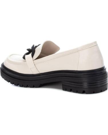 Mocasines XTI  de Mujer 142205 CADENA NEGRA  HIELO