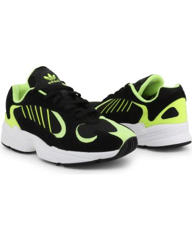 Zapatillas deporte de Hombre ADIDAS YUNG 1 BLACK