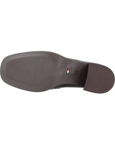 Mocasines de Mujer NERO GIARDINI CANBERRA 8216 T M I308180D NEGRO