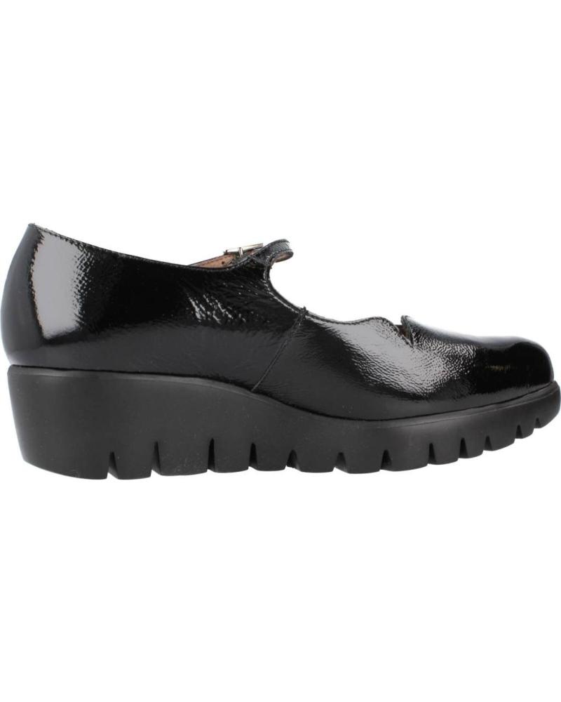 Wonders fly shoes online top