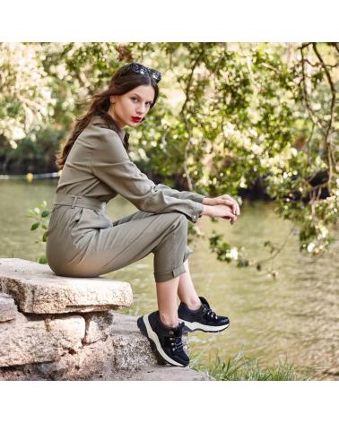 Zapatillas deporte de Mujer CARMELA 160155 NEGRO