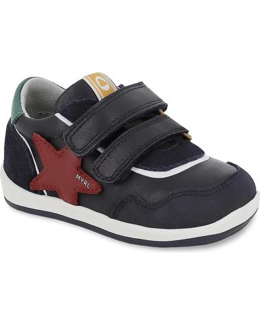 Ni o De Todos Los Zapatos 81