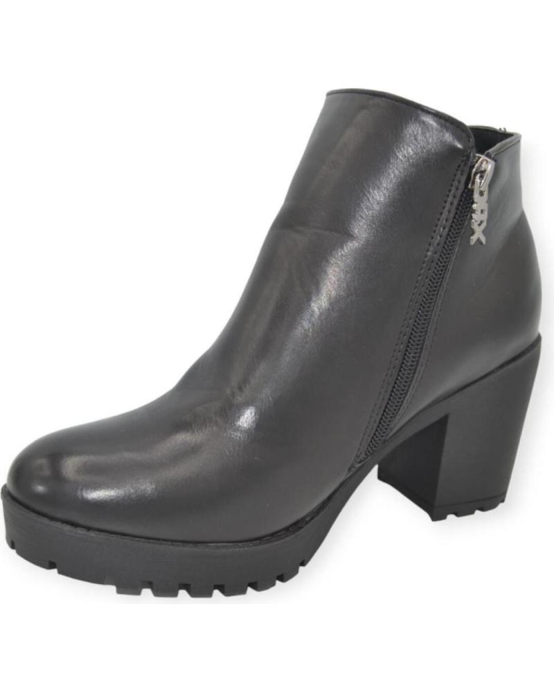 Botines best sale xti tachuelas