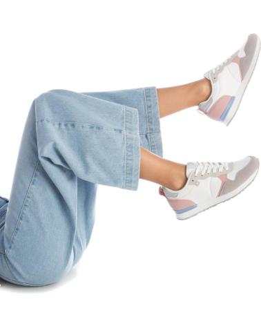 Woman Zapatillas deporte XTI 142247 BLANCO