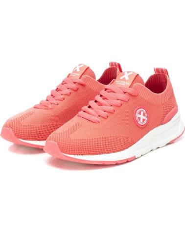 Woman and girl Trainers XTI 142869  CORAL