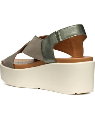 Sandalen für Damen GEOX SANDALIA DE TIRAS CRUZADAS CON CUNA MEDIA C3016 PERL-SAGE