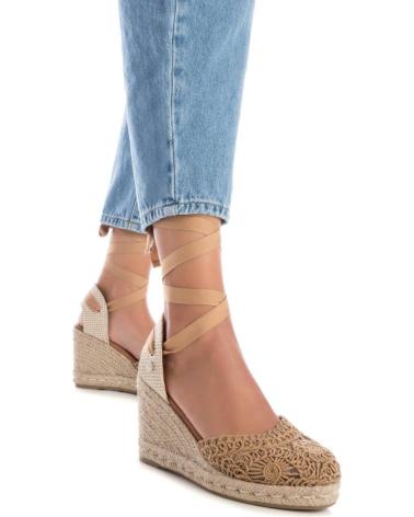 Sandalias XTI  de Mujer 142336  TAUPE