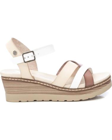 XTI SANDALIA CON CUNA PARA MUJER 142849 COLOR HIELO GREY