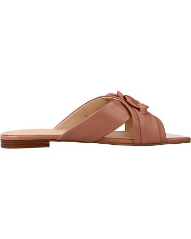 Sandales GUESS  pour Femme SANDALIAS MUJER MODELO FL6SAM LEA03 COLOR NUDE  SALMON