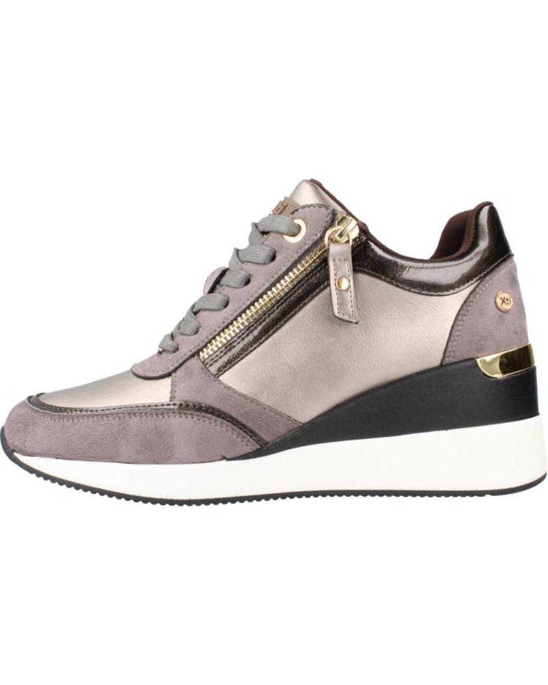 Zapatillas deporte XTI  de Mujer 141990  PLOMO