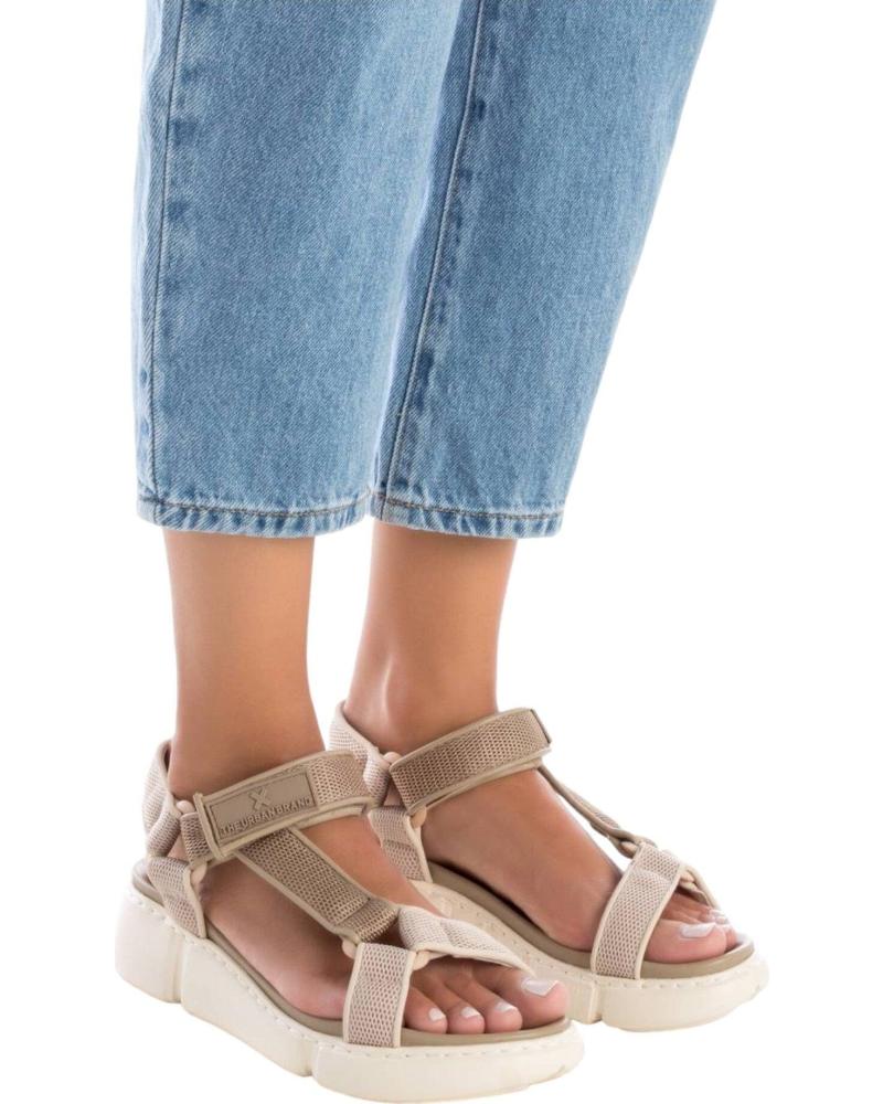 Sandalias De Mujer XTI SNDLIS DE MUJER 142917 EN MULTI REN A