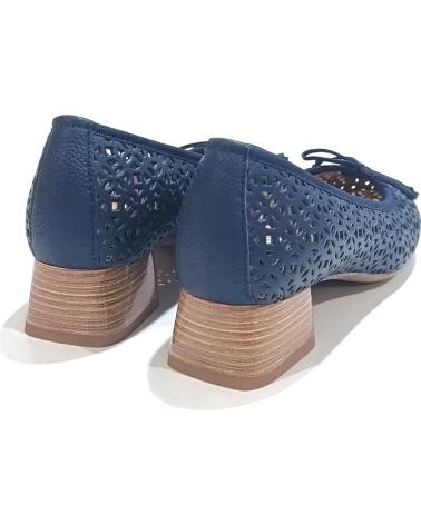 Schuhe DCHICAS  für Damen ZAPATO SALON DE PIEL TROQUELADA CON TACON  MARINO