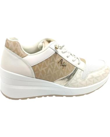 Zapatillas deporte TIMBOS  pour Femme DEPORTIVA CUNA INTERIOR DE MUJER 129614  BEIGE