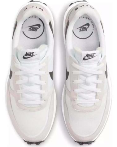 Zapatillas deporte NIKE  de Hombre FJ4195-100 WAFFLE DEBUT  WHITE-BLACK-PHANTOM-SUMMIT WHITE