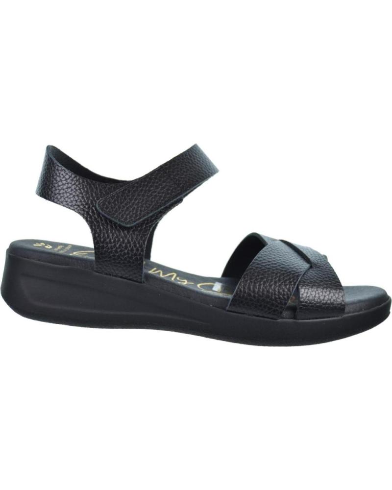 Sandalias RIVERA de Mujer SANDALIA CONFORT GEL PARA MUJER 5413 COLOR NEGRO Sandalias RIVERA de Mujer SANDALIA CONFORT GEL PARA MUJER 5413 COLOR NEGRO