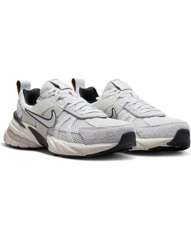 Scarpe sport NIKE  per Donna ZAPATILLAS SNEAKERS V2K RUN PARA MUJER EN COLOR  GRIS