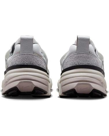 Scarpe sport NIKE  per Donna ZAPATILLAS SNEAKERS V2K RUN PARA MUJER EN COLOR  GRIS