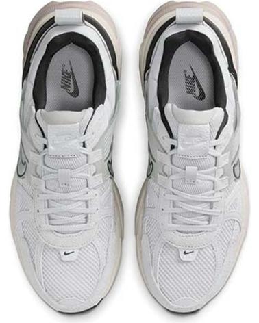 Scarpe sport NIKE  per Donna ZAPATILLAS SNEAKERS V2K RUN PARA MUJER EN COLOR  GRIS