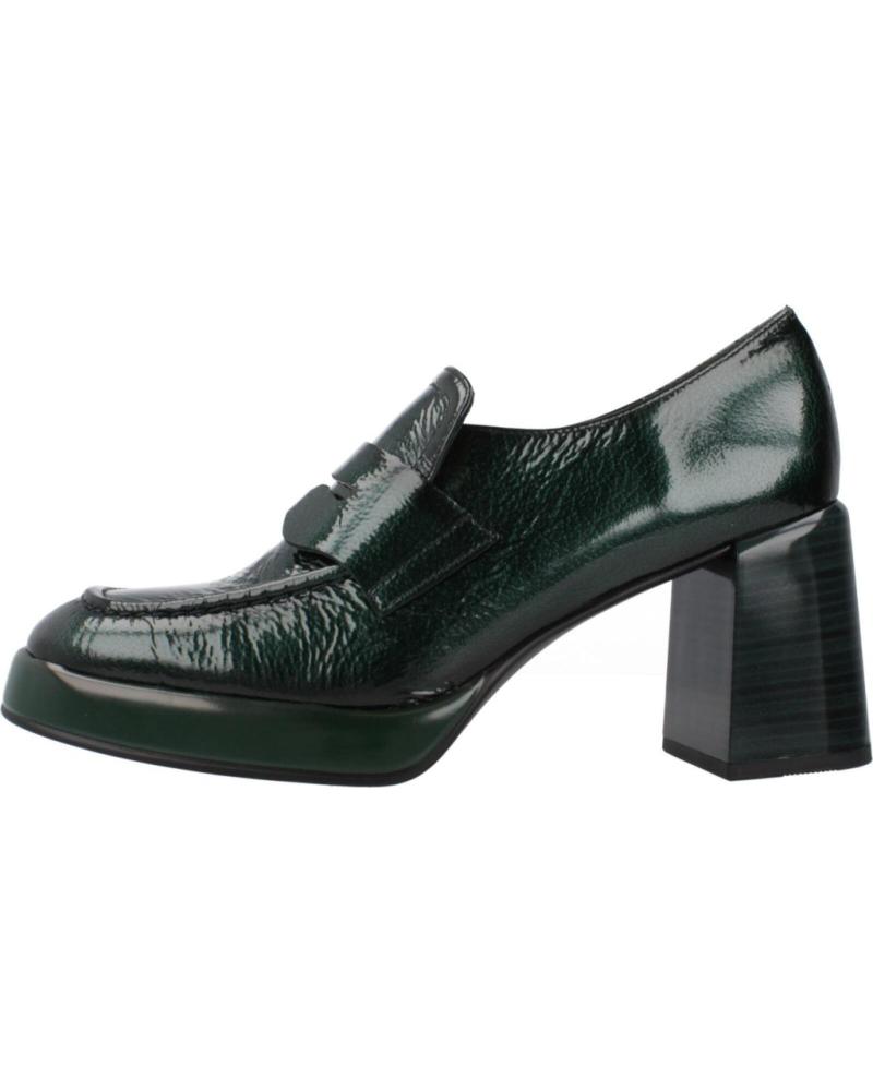 Zapatos de tacón HISPANITAS  de Mujer SALONES MUJER MODELO HI243696 COLOR VERDE  FOREST