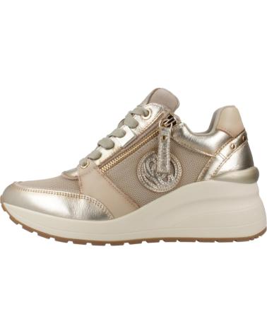 Woman Zapatillas deporte CARMELA ZAPATILLAS MUJER MODELO 16184401C COLOR  ORO