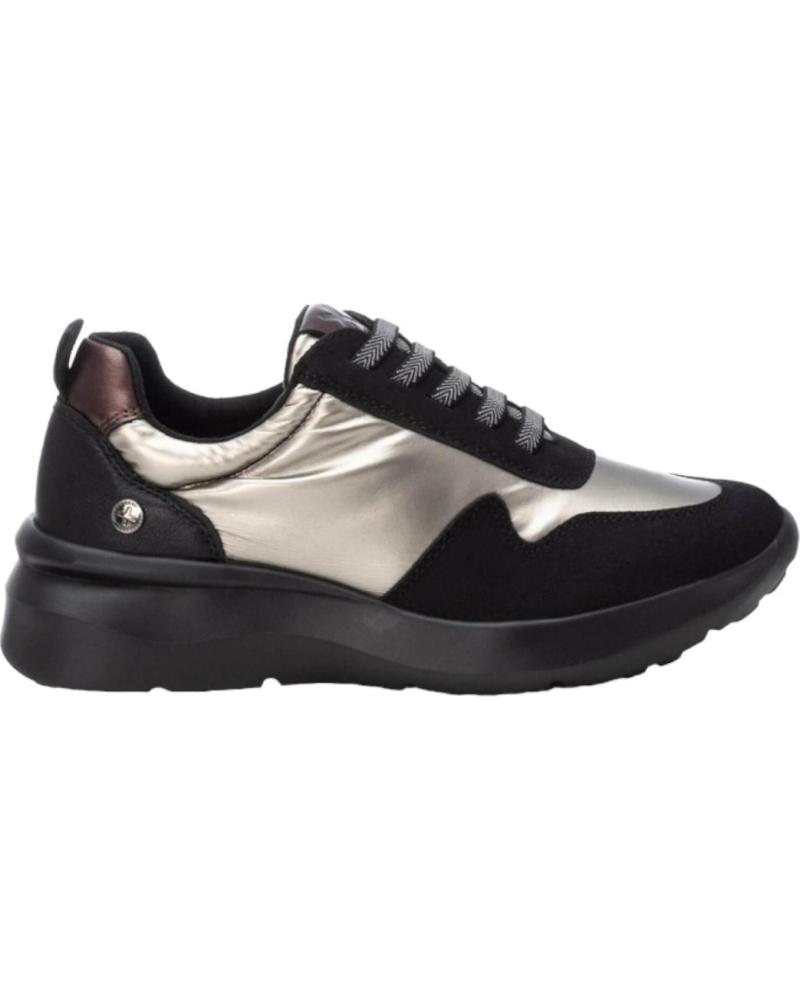 Zapatillas deporte XTI  de Mujer ZAPATILLAS NEGRAS LIGERAS  01 NEGRO