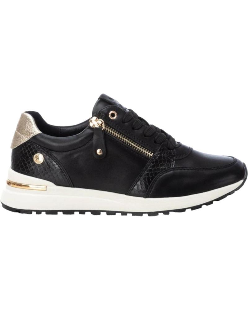 Xti scarpe azienda 2025