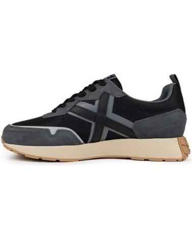 Woman and Man and girl and boy Trainers MUNICH 8907069 XEMINE 69 NEGRO