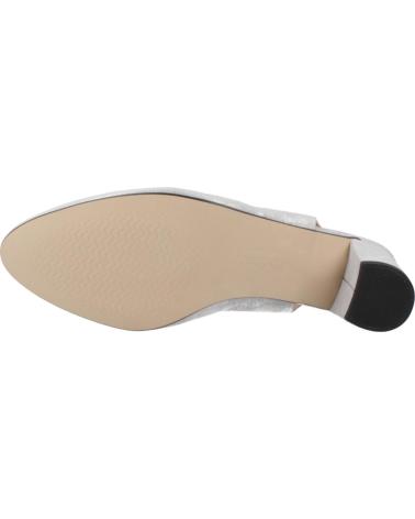 Zapatos de tacón PIESANTO  de Mujer SALONES MUJER MODELO 240230P COLOR PLATA  PERLA