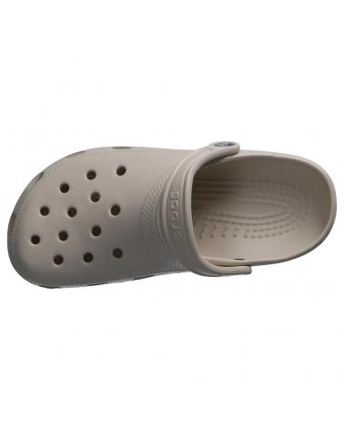Zuecos-De-Hombre-CROCS-10001-160-STUCCO