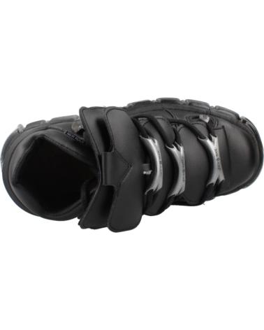 Botines NEW ROCK  de Mujer BOTINES MUJER MODELO M106 VS1 COLOR  NEGRO