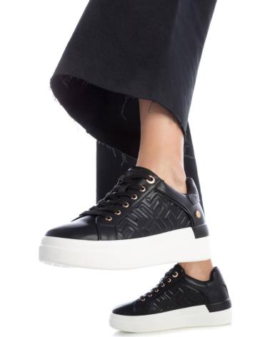 Sapatilhas XTI  de Mulher 142954  NEGRO