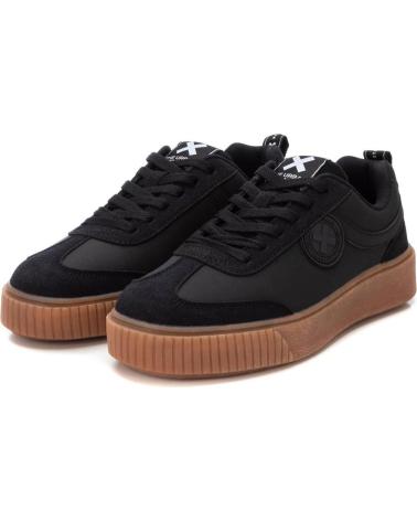 Woman Zapatillas deporte XTI 143181  NEGRO