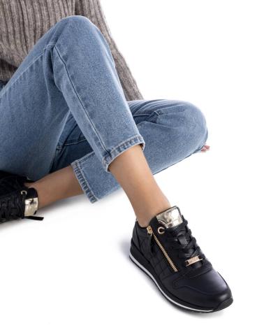 Woman Zapatillas deporte XTI 143493  NEGRO