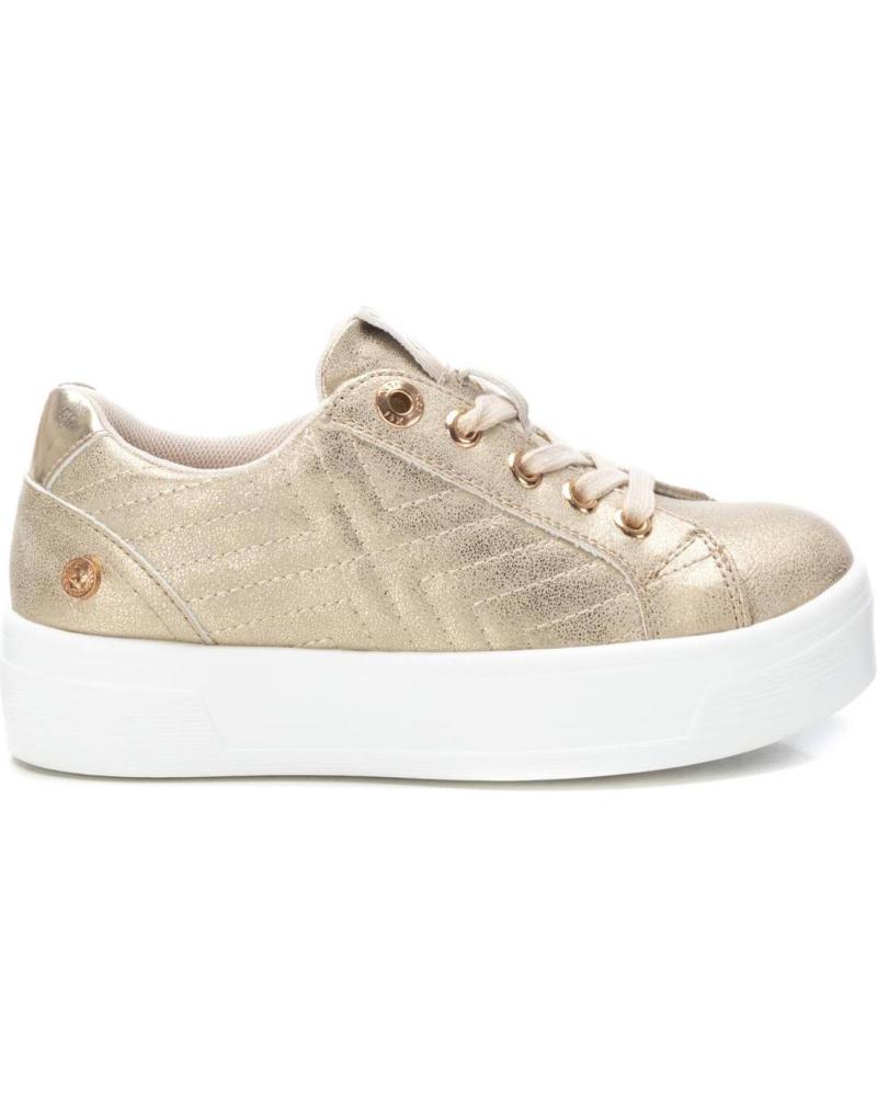 Woman and girl Trainers XTI 150996  ORO