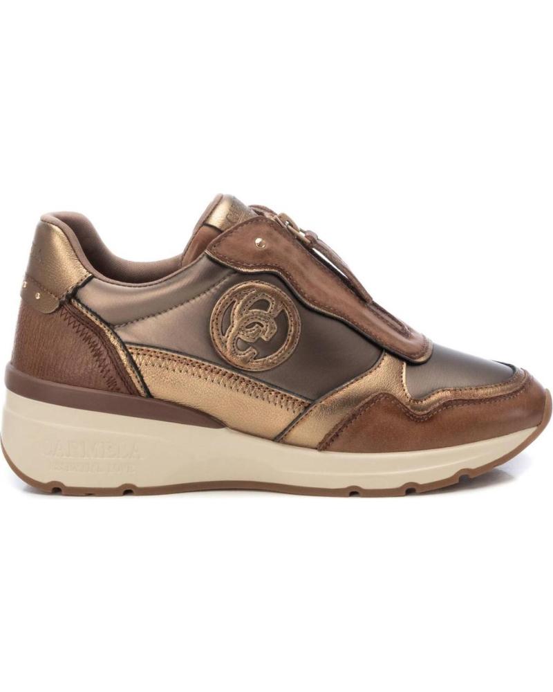 Woman Trainers CARMELA ZAPATILLAS MUJER MODELO 16183004C COLOR MARRON TAUPE