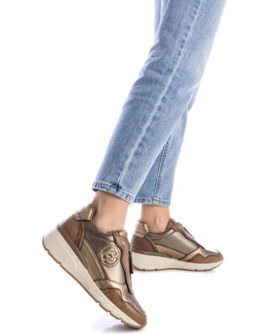 Woman Trainers CARMELA ZAPATILLAS MUJER MODELO 16183004C COLOR MARRON TAUPE