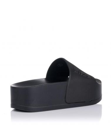 Chanclas de Mujer LEVIS SANDALIAS PLANAS LEVIA´S 231588 NEGRAS NEGRO