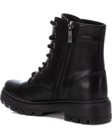 XTI BOTIN MILITAR CON CORDON PARA NINA 150986 COLOR NEGRO