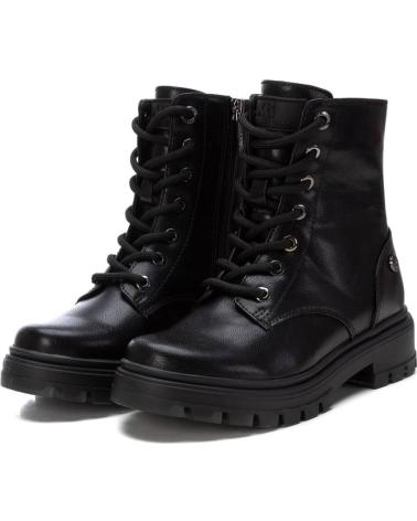 XTI BOTIN MILITAR CON CORDON PARA NINA 150986 COLOR NEGRO