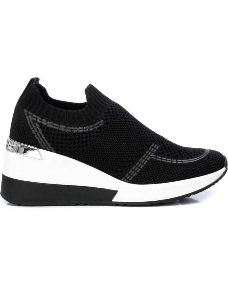 Scarpe Sport De Mujer XTI 036836 NEGRO