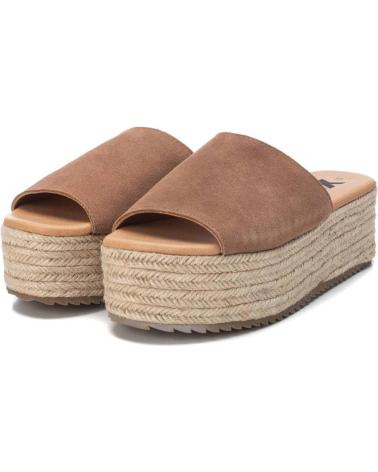 Sandales pour Femme XTI 042815 CAMEL