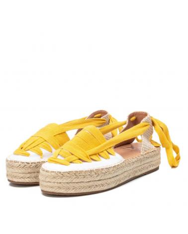 Woman shoes XTI 044865 AMARILLO
