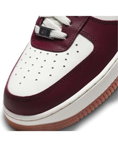 Man Zapatillas deporte NIKE ZAPATILLAS AIR FORCE 1 07 LV8 PARA HOMBRE EN COLOR  ROJO