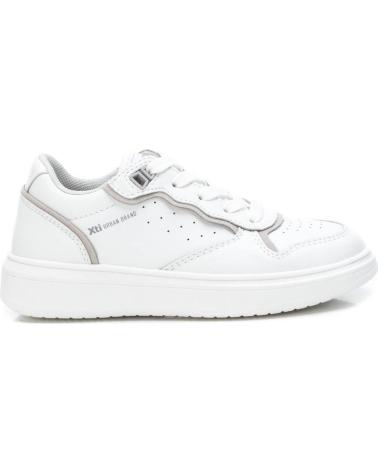 girl and boy sports shoes XTI 057937  BLANCO