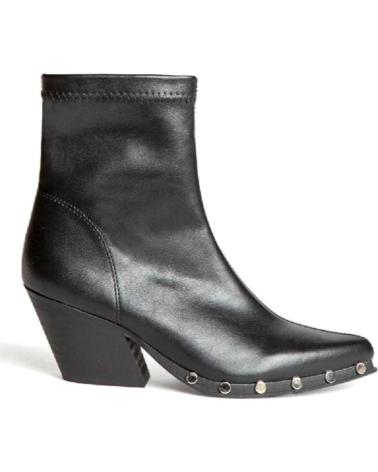 Botines CORINA  de Mujer BOTIN COWBOY CON TACON PARA MUJER M4740 COLOR  NEGRO